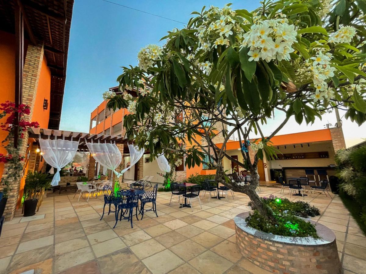 Hotel Flores 4*
