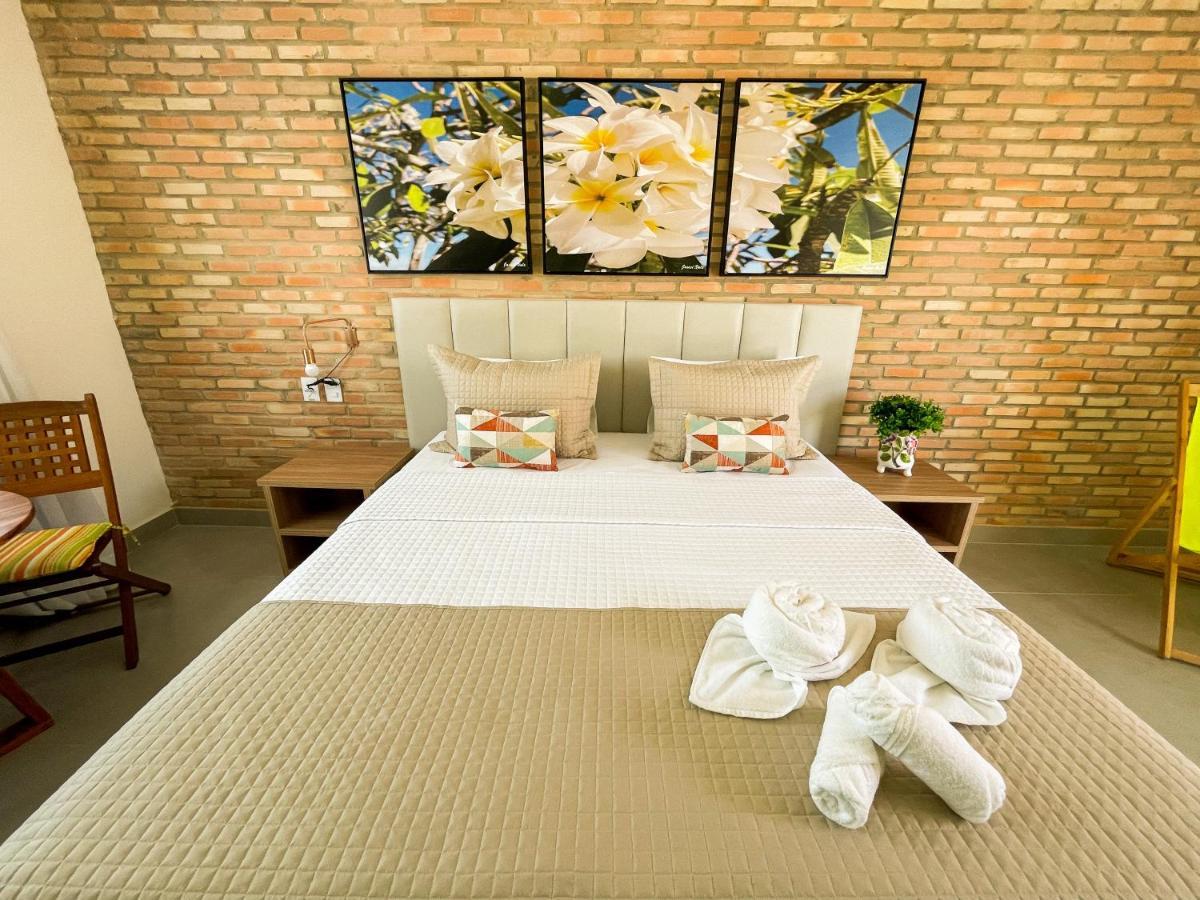 Flores Hotel